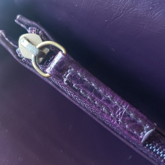 GAL Purple Faux Leather Circle Vegan Handbag - Picture 10 of 11